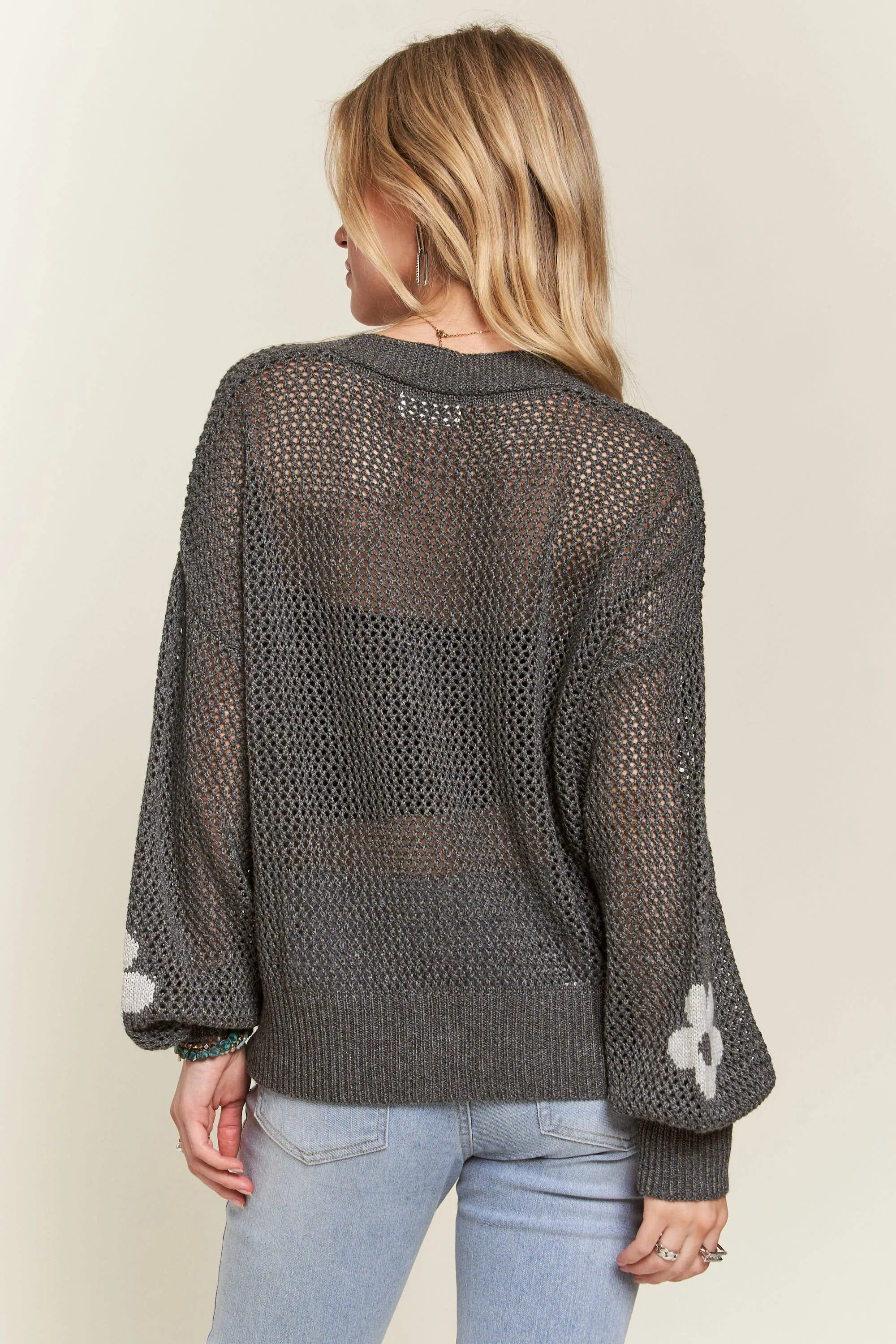 LIGHTWEIGHT FLORAL SWEATER CARDIGAN: CHARCOAL